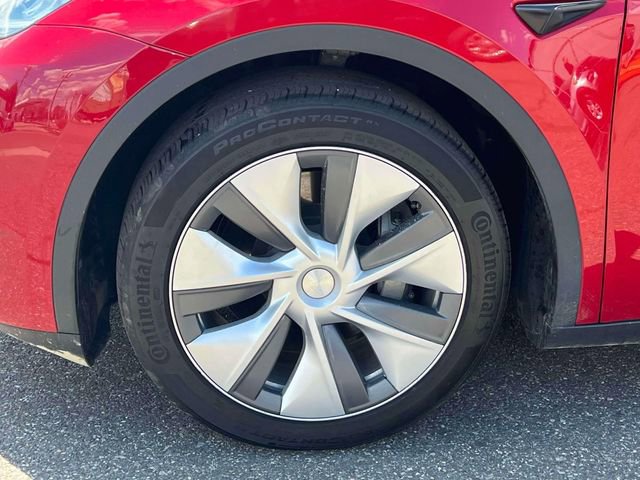Used 2023 Tesla Model Y Long Range image 16