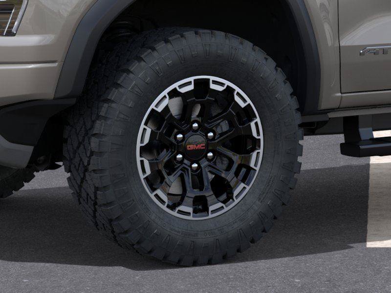 New 2026 GMC Canyon AT4 w/ Technology Plus Package AWD/4WD image 9