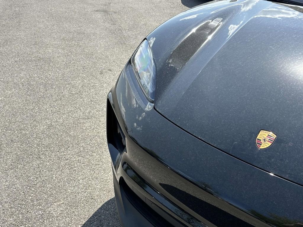 Used 2025 Porsche Macan Electric image 15