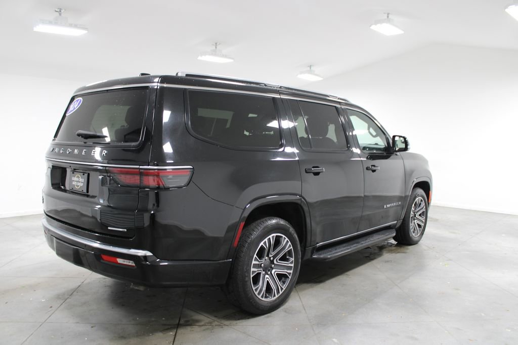 Used 2024 Jeep Wagoneer Series II w/ Flexible Seating Group AWD/4WD image 9