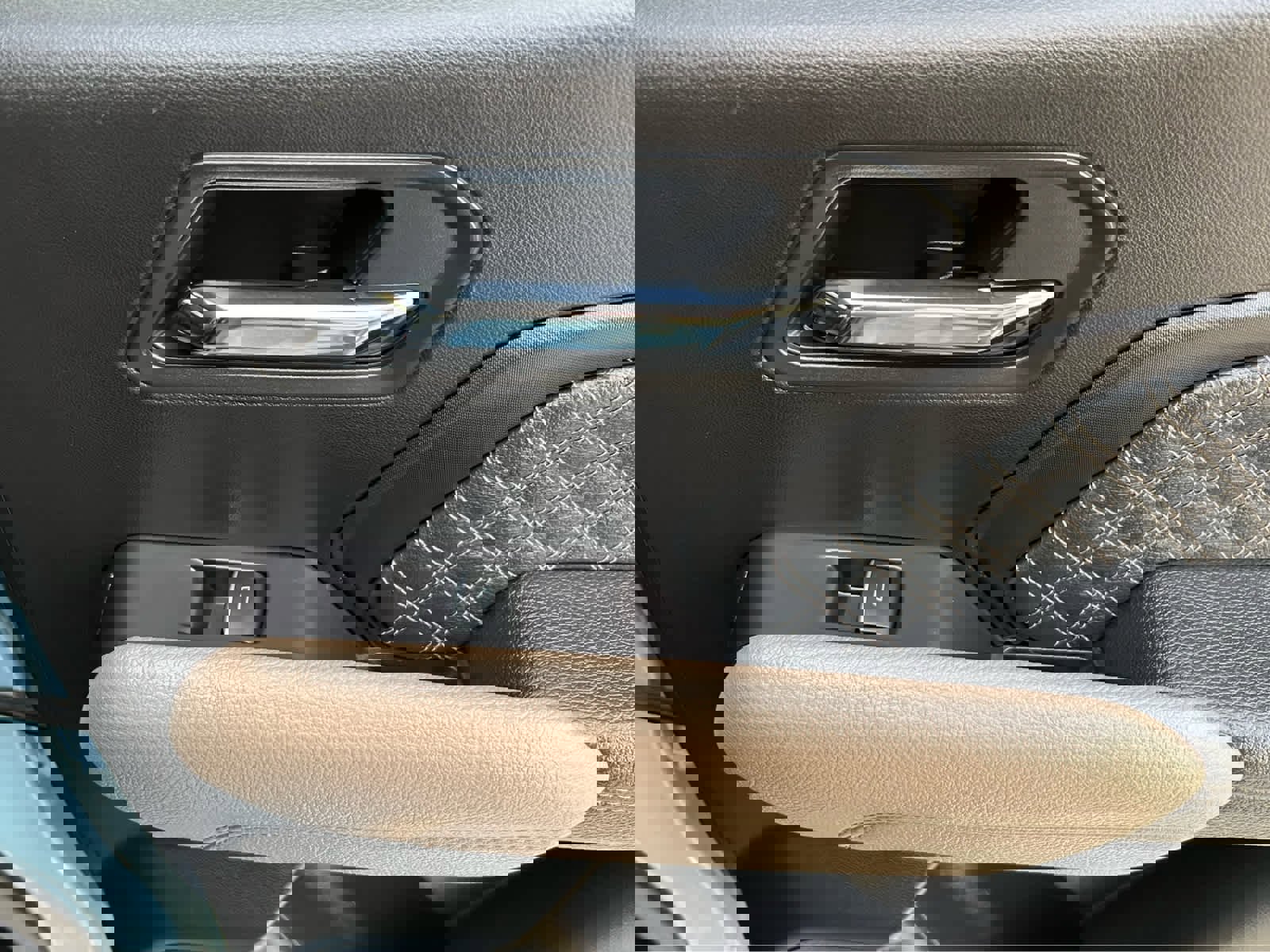 Used 2026 GMC Canyon Denali image 22