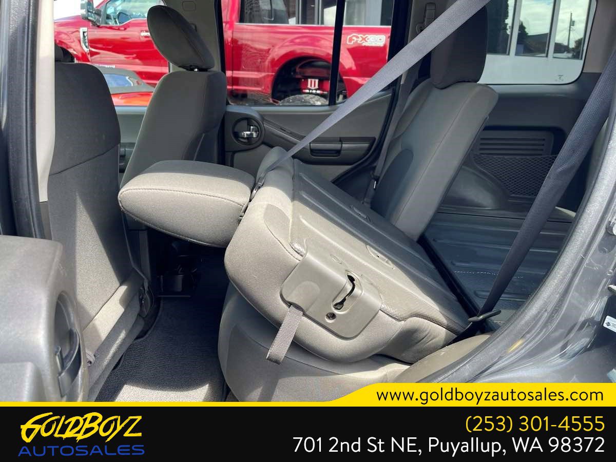 Used 2013 Nissan Xterra S AWD/4WD image 17