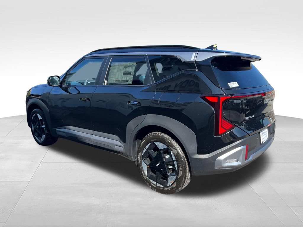 New 2027 Kia Seltos EX w/ EX Panoramic Sunroof Package FWD image 3