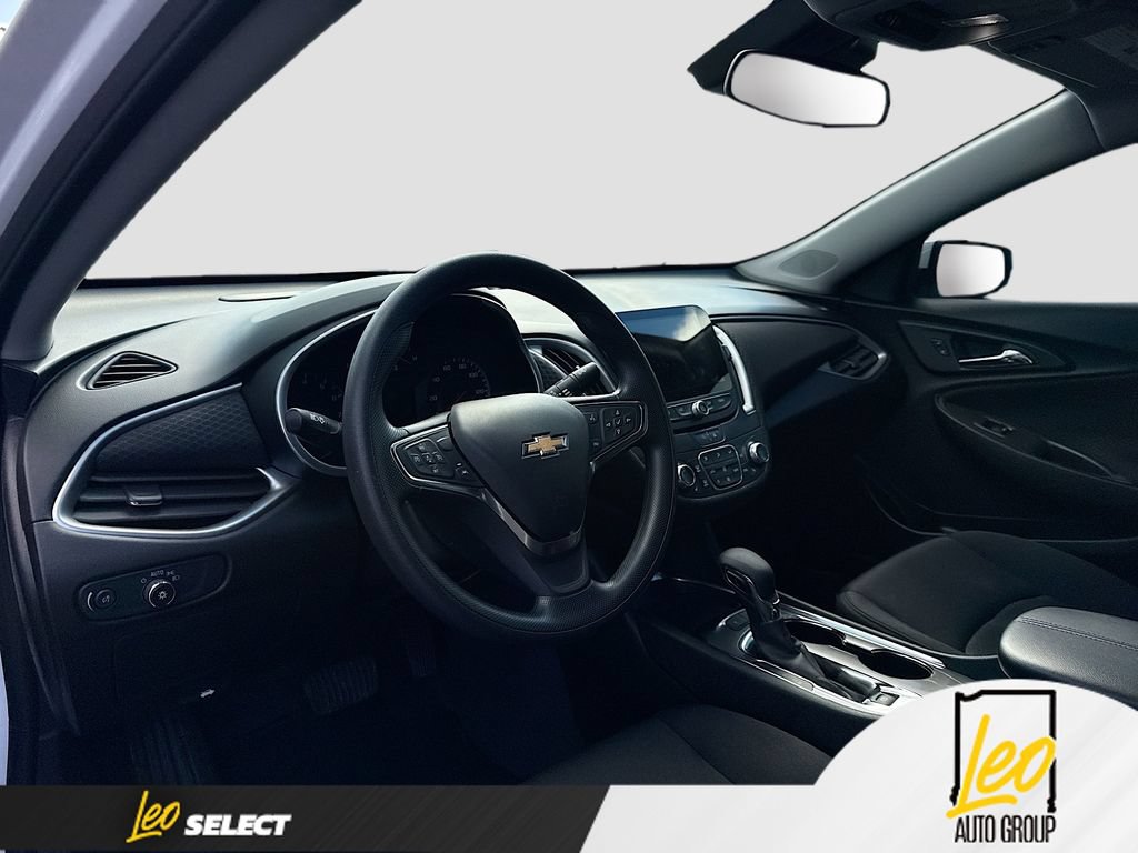 Used 2024 Chevrolet Malibu LT FWD image 10