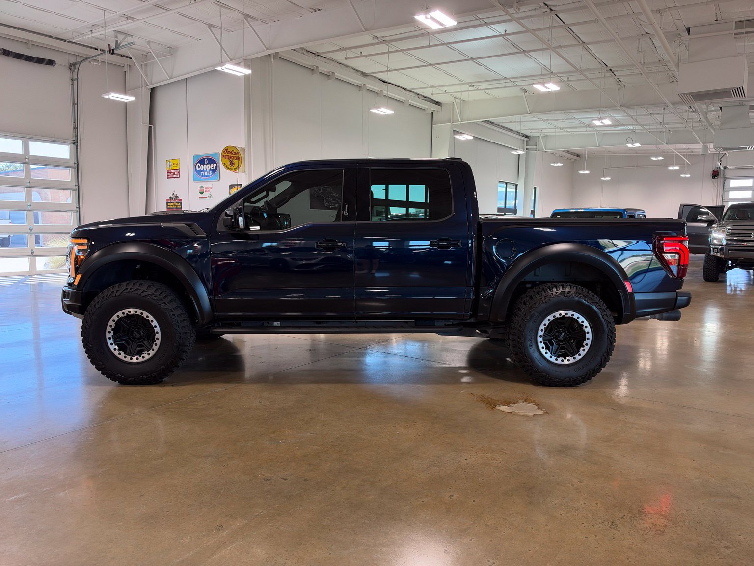 Used 2024 Ford F150 Raptor w/ Equipment Group 803A Raptor R AWD/4WD image 5