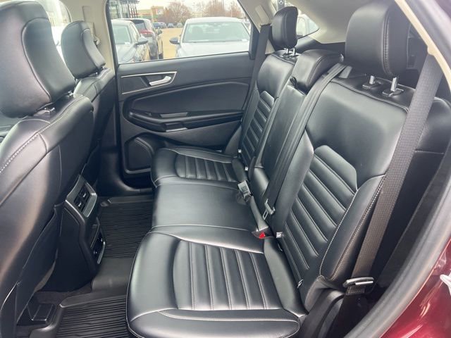 Used 2022 Ford Edge SEL w/ Convenience Package image 8