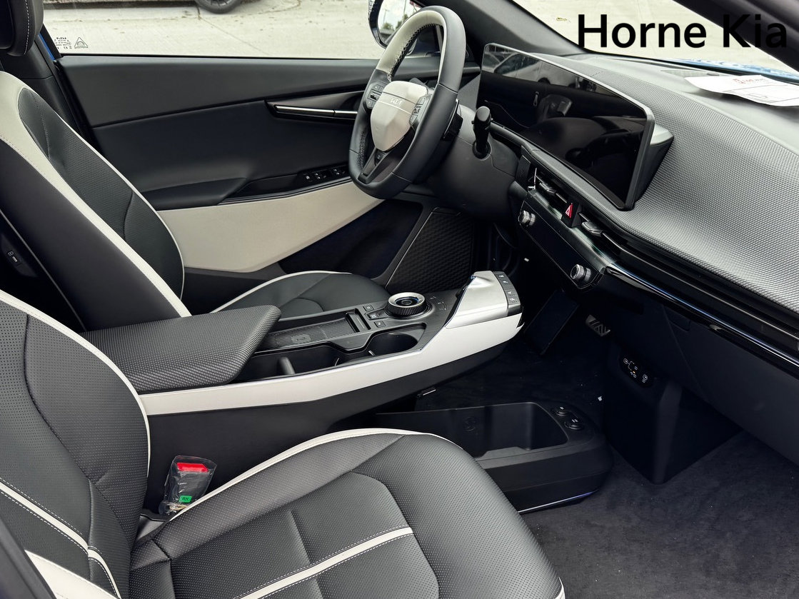 New 2025 Kia EV6 GT-Line image 18