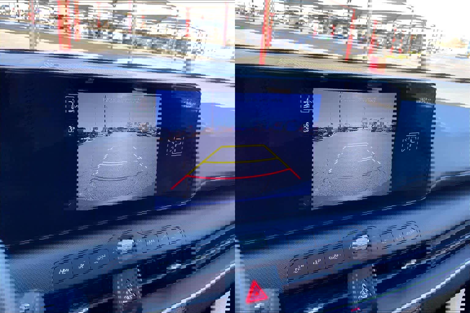 Used 2025 Kia K4 LXS image 27