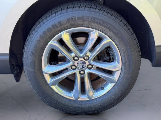 Used 2018 Ford Edge SEL w/ Equipment Group 201A FWD image 7