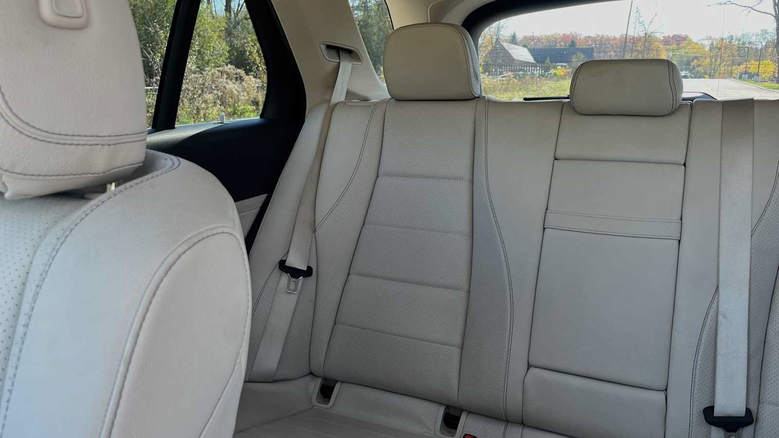 Used 2020 Mercedes-Benz GLE 350 4MATIC image 35