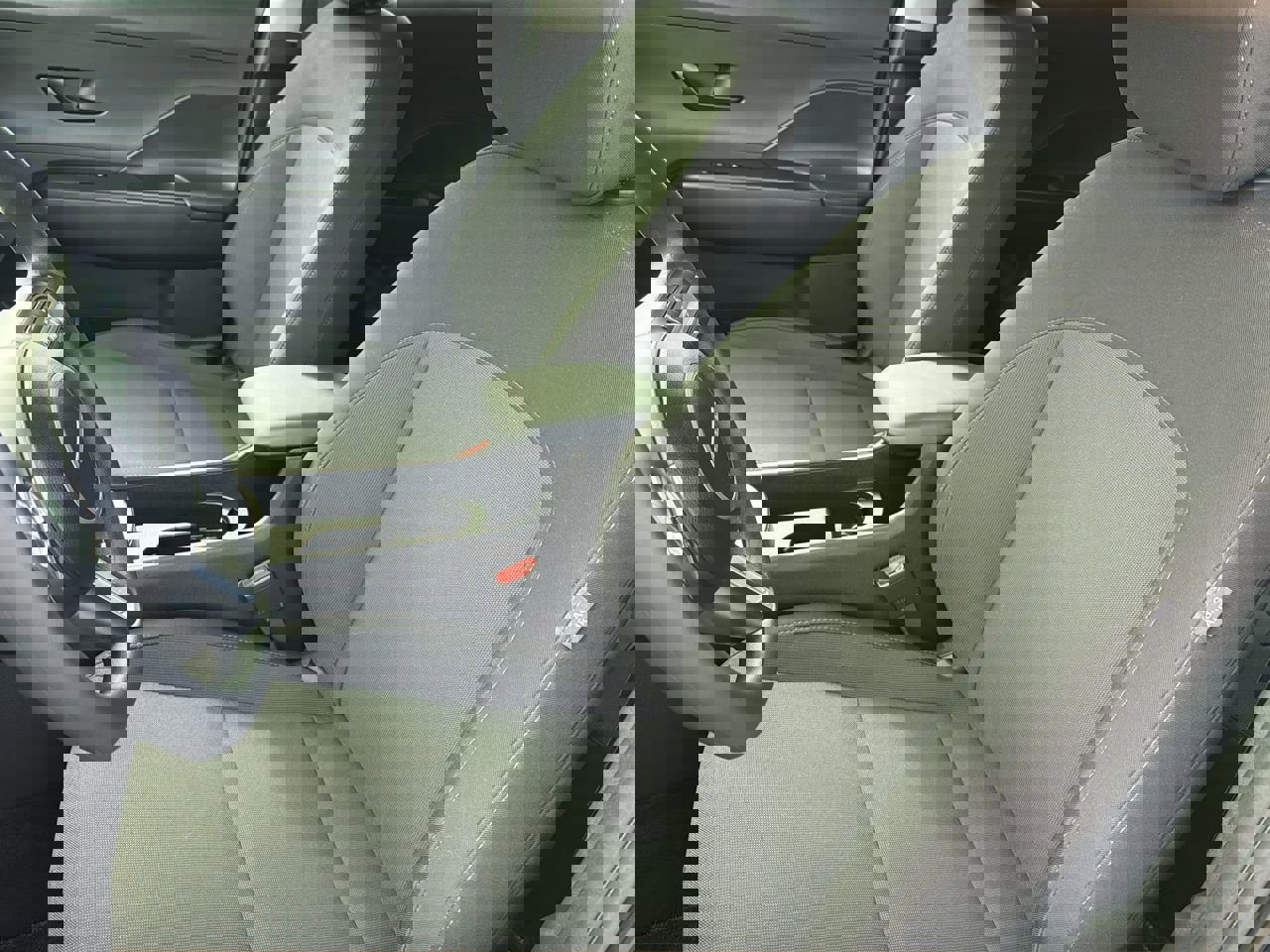 Certified 2025 Hyundai Kona SE image 14