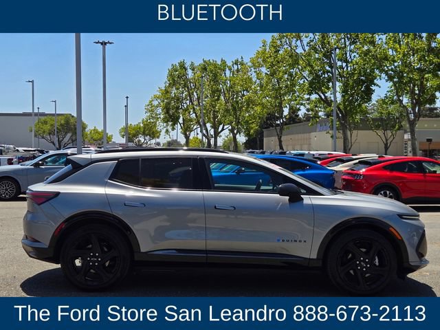 Used 2025 Chevrolet Equinox EV RS FWD image 7