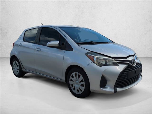 Used 2016 Toyota Yaris L image 3