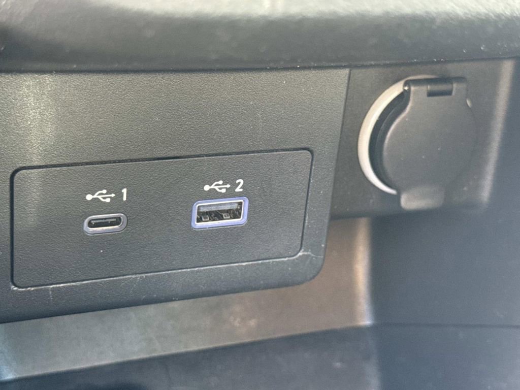 Certified 2023 Nissan Kicks SV FWD image 24
