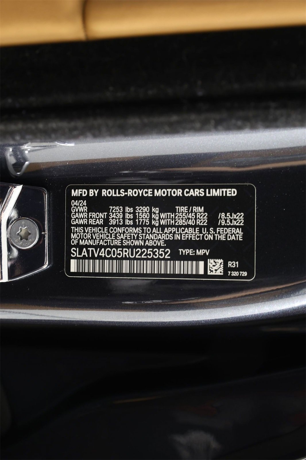 Certified 2024 Rolls-Royce Cullinan image 19