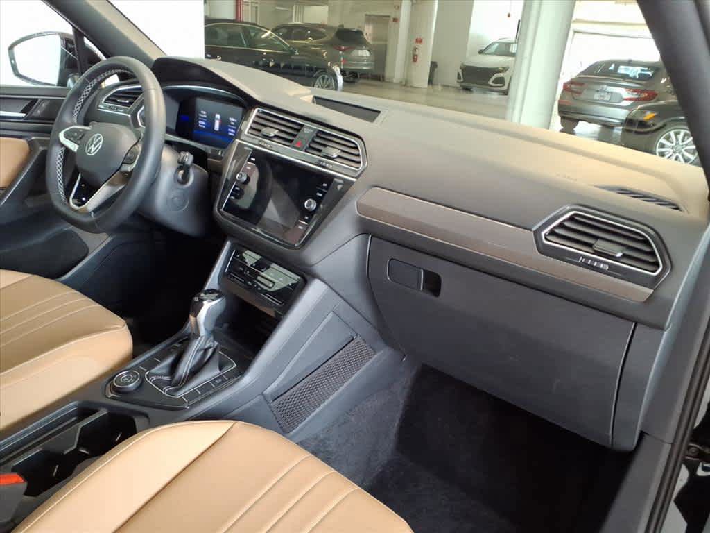 Certified 2023 Volkswagen Tiguan SE image 22