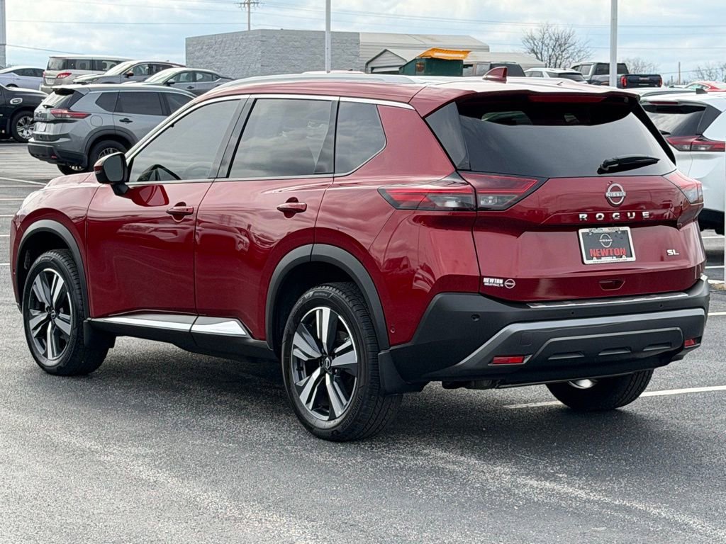Used 2023 Nissan Rogue SL w/ SL Premium Package image 7