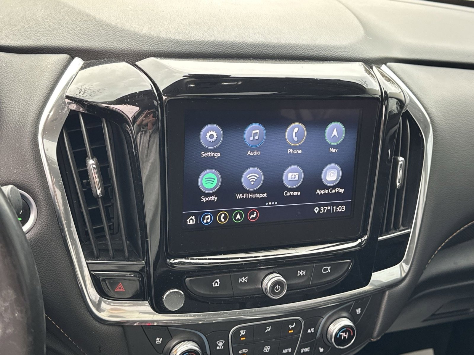 Used 2020 Chevrolet Traverse Premier image 25