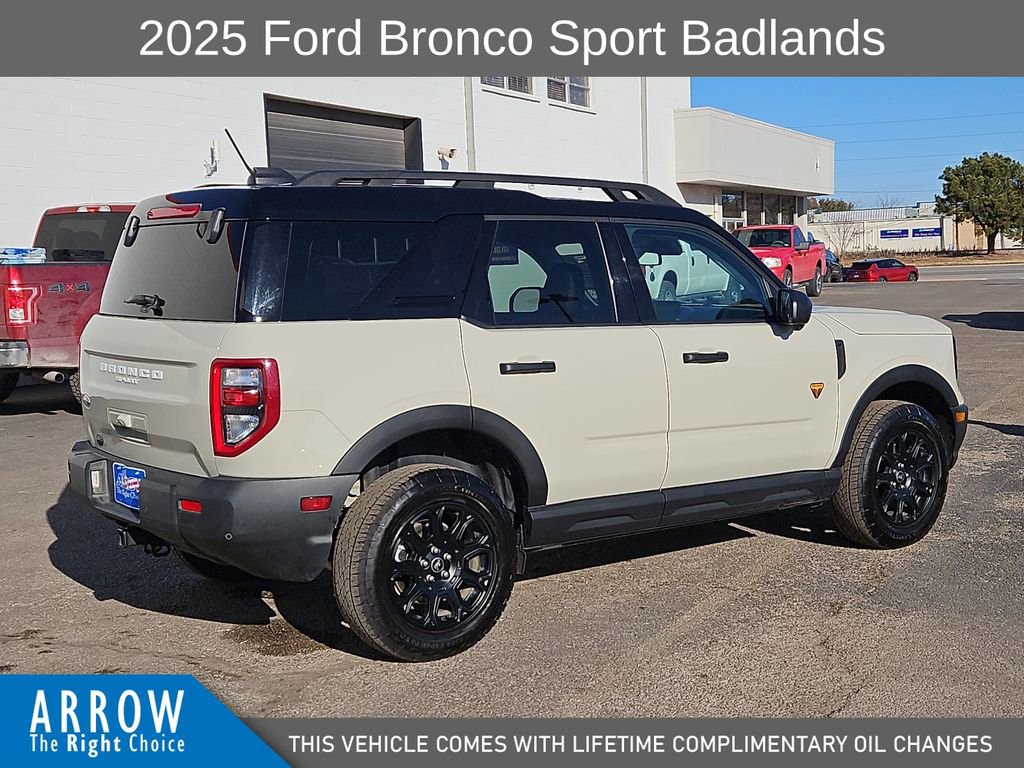 Used 2025 Ford Bronco Sport Badlands image 13
