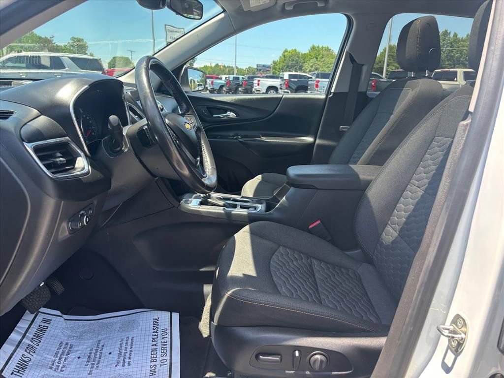 Used 2020 Chevrolet Equinox LT AWD/4WD image 12