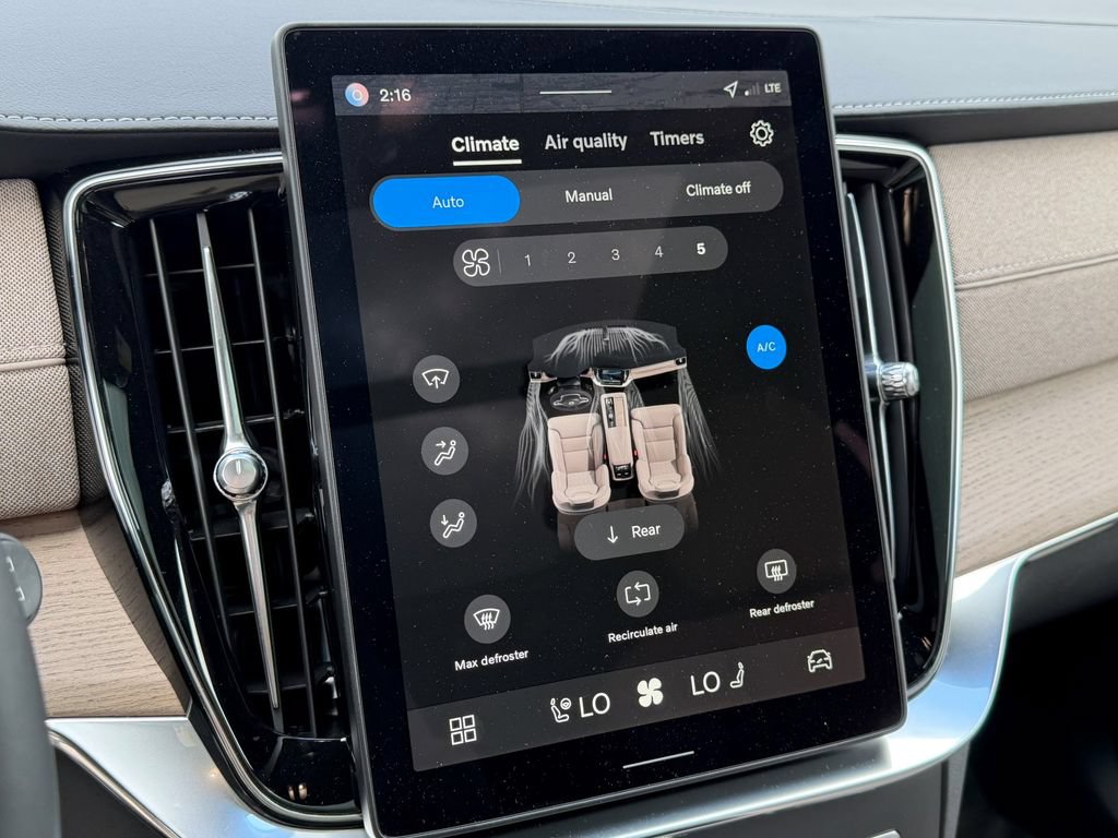 New 2026 Volvo XC90 B6 Plus AWD/4WD image 26