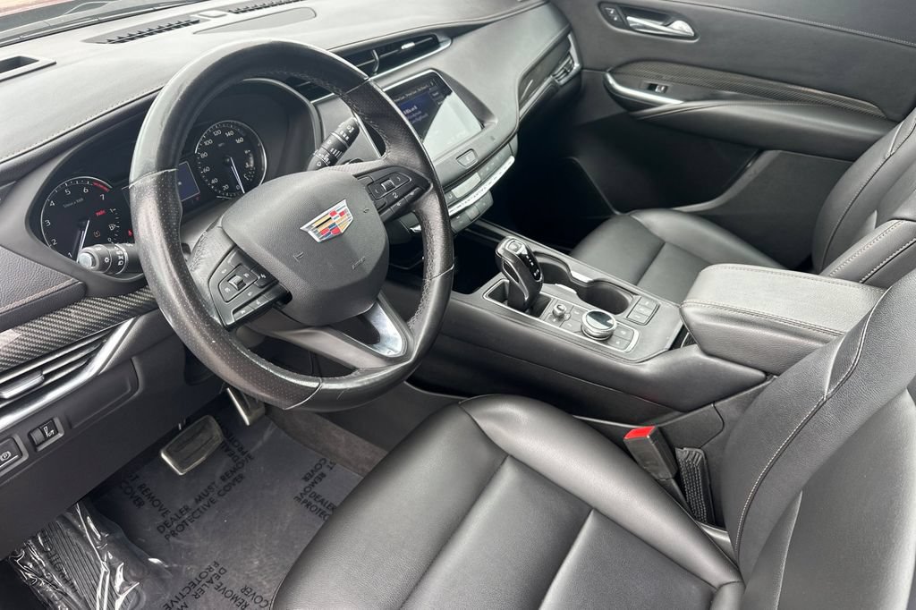 Used 2019 Cadillac XT4 Sport w/ Driver Awareness Package FWD image 10