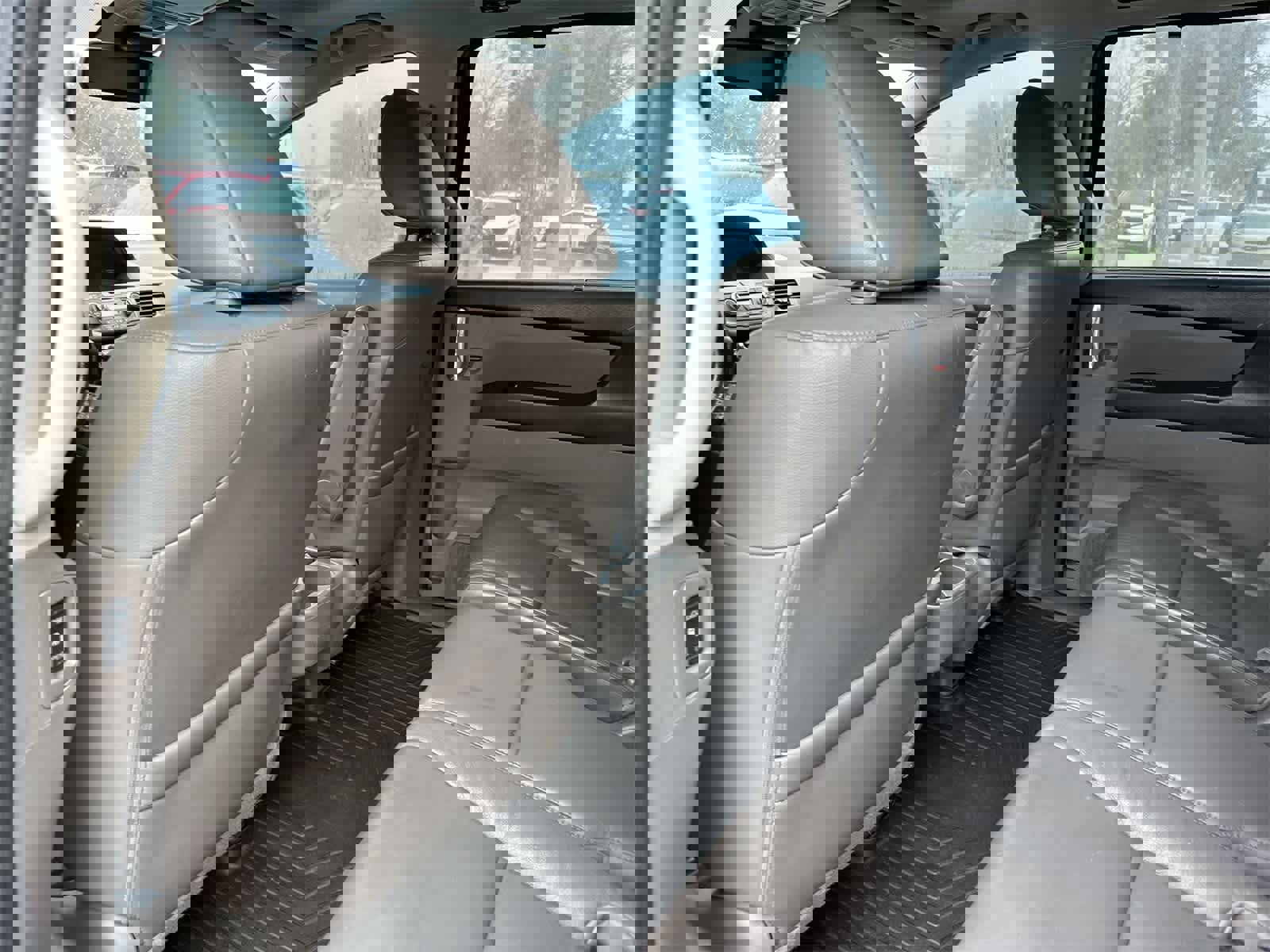 Used 2015 Honda Odyssey Touring Elite image 14