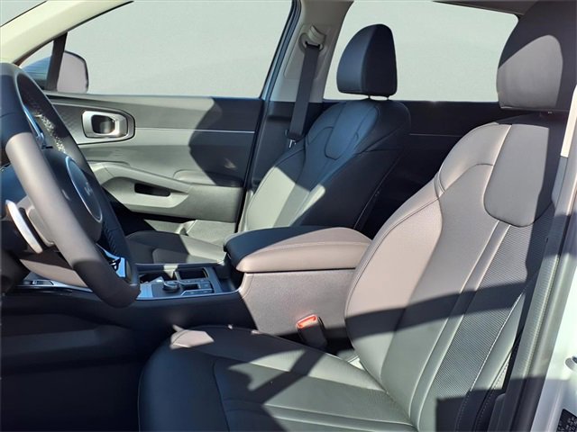 New 2025 Kia Sorento EX image 16