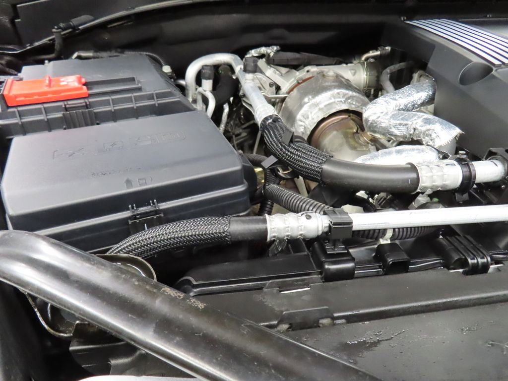 Used 2024 Chevrolet Suburban RST w/ Luxury Package image 31