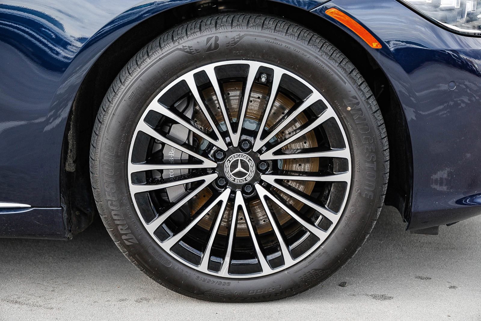 Certified 2023 Mercedes-Benz S 500 4MATIC image 9