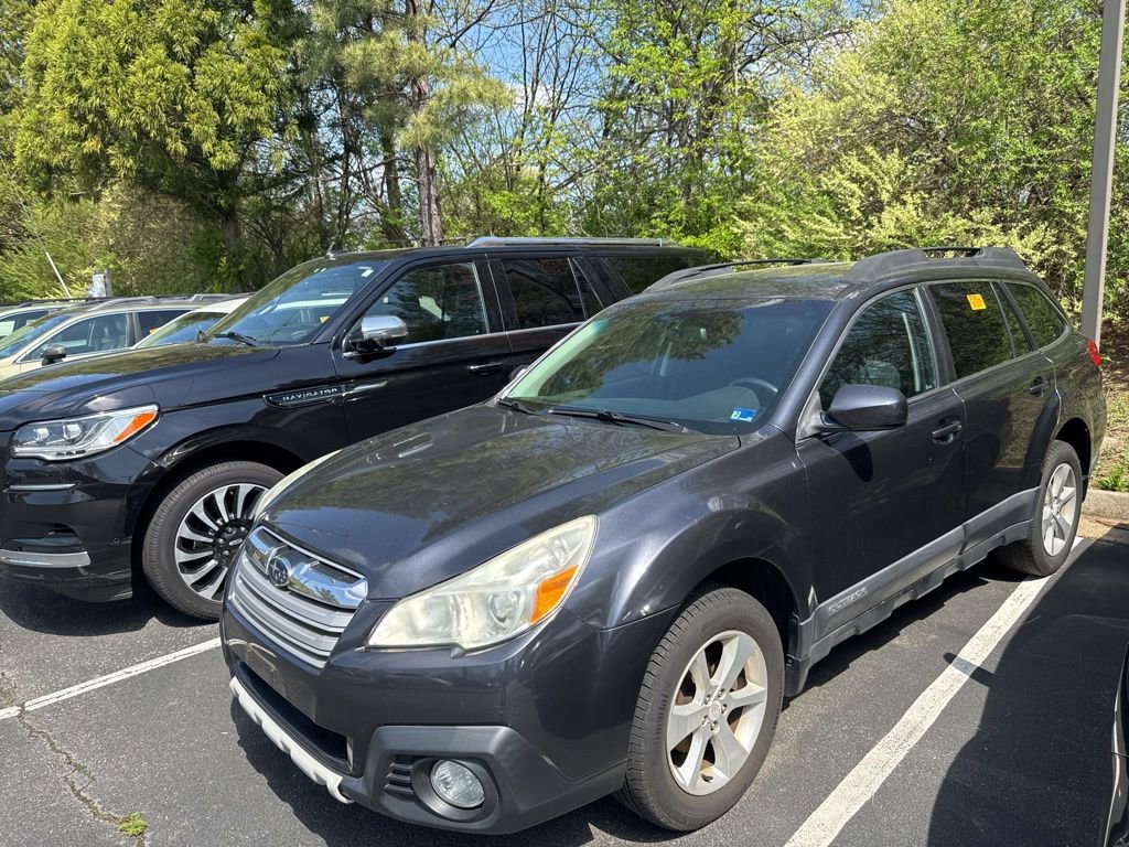 Used 2013 Subaru Outback 2.5i Premium w/ All-Weather Pkg image 8