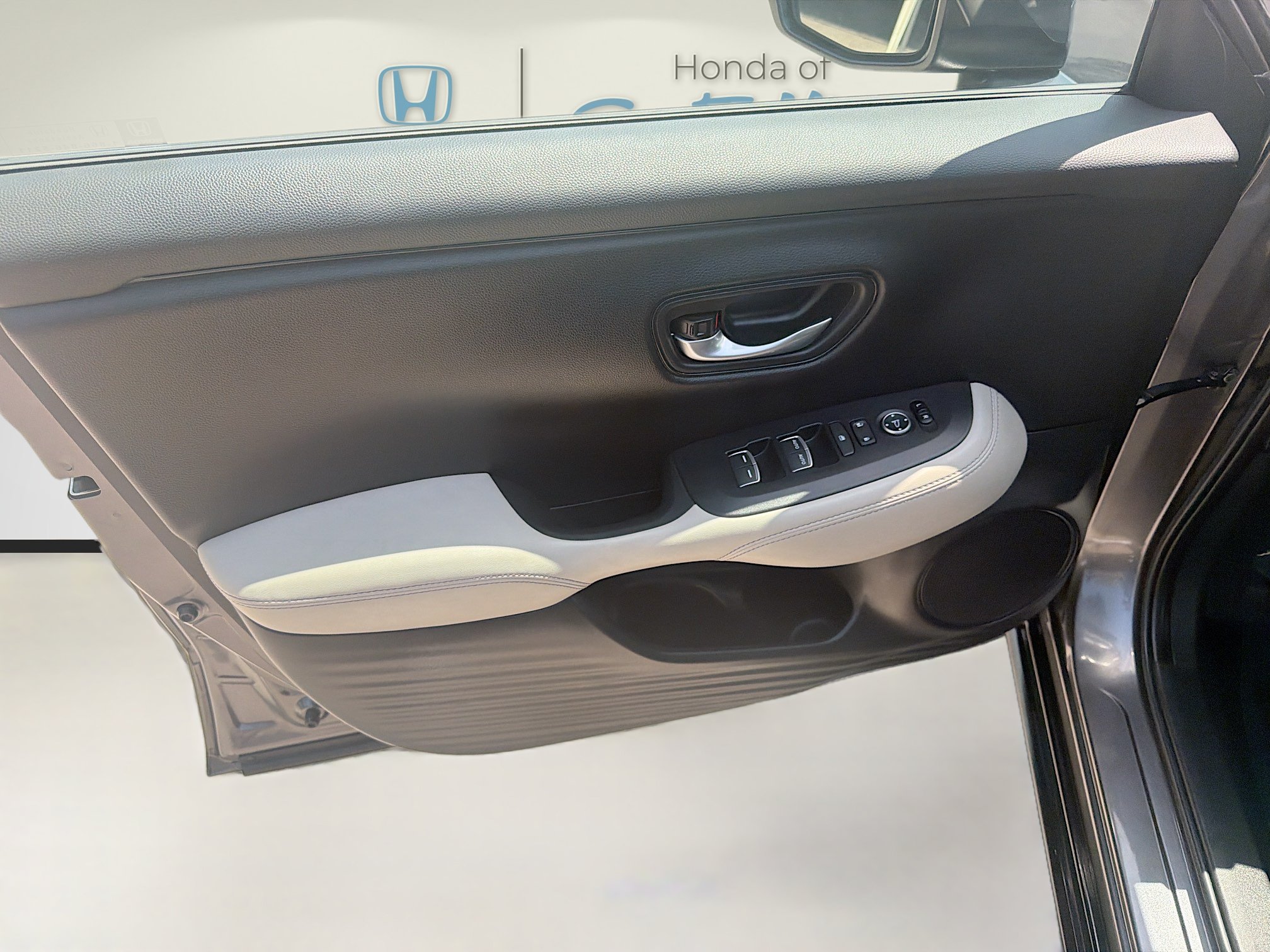 Used 2024 Honda HR-V EX-L image 19
