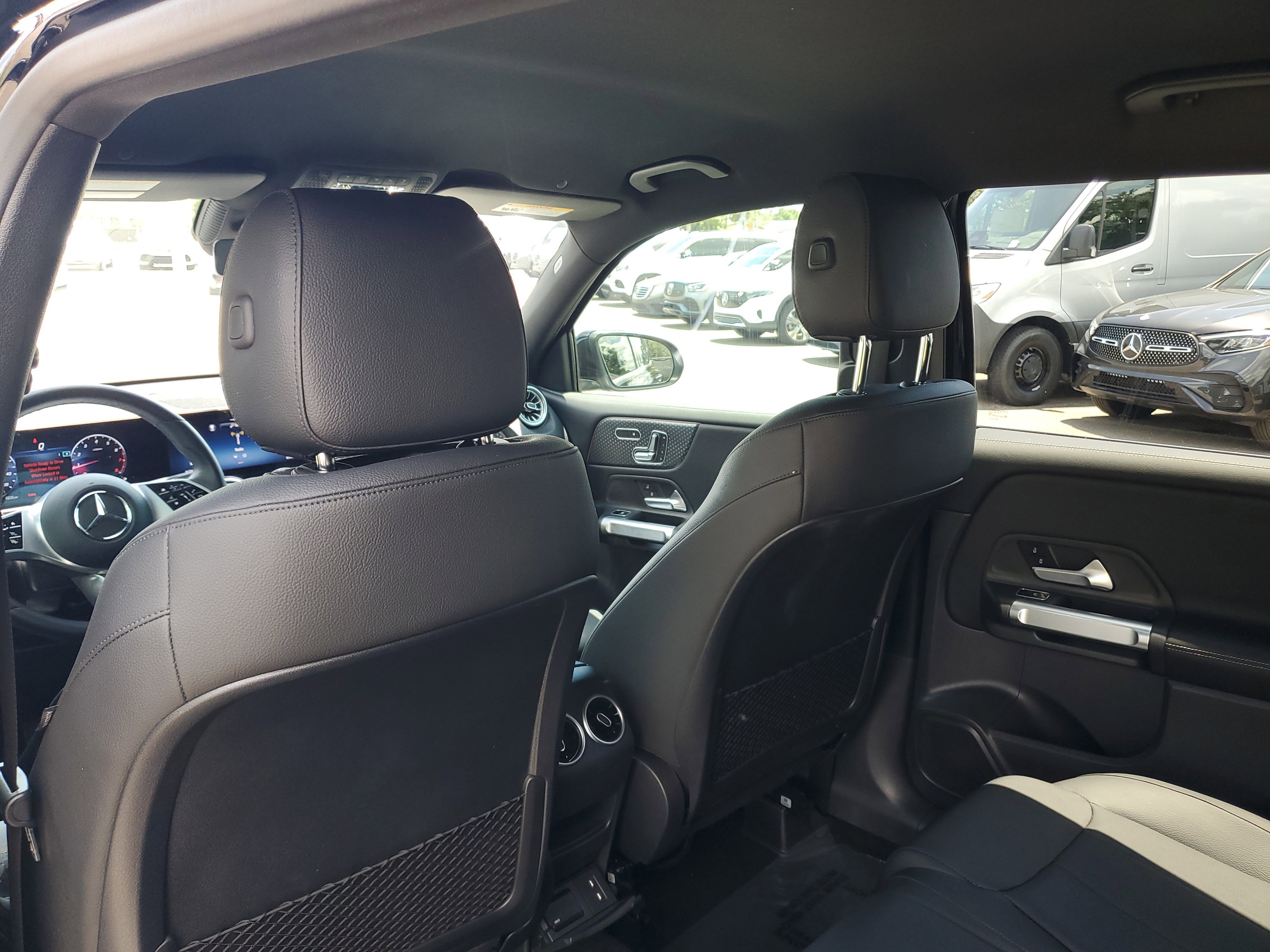 Certified 2025 Mercedes-Benz GLB 250 image 12