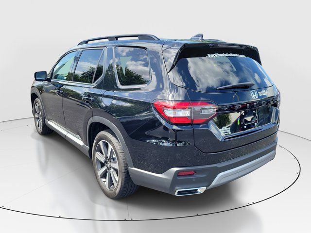 Certified 2025 Honda Pilot Touring image 33