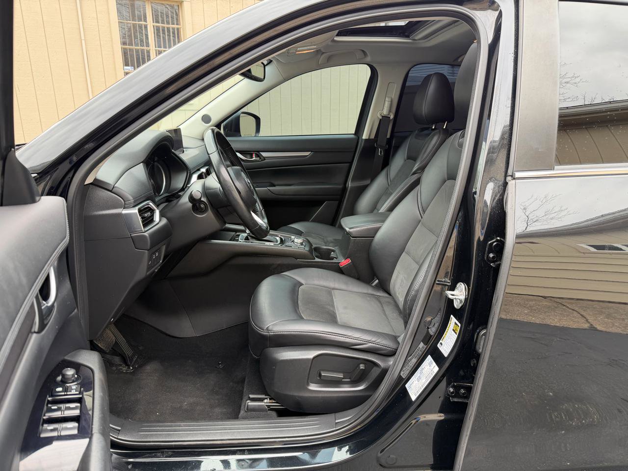 Used 2019 MAZDA CX-5 Touring image 15