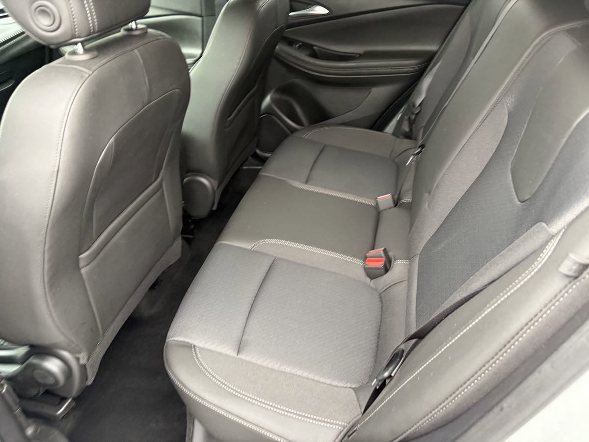 Used 2024 Buick Encore GX Preferred FWD image 19