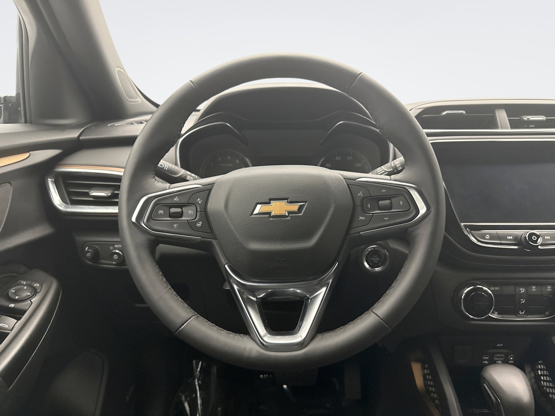 Used 2022 Chevrolet TrailBlazer ACTIV w/ Technology Package AWD/4WD image 12