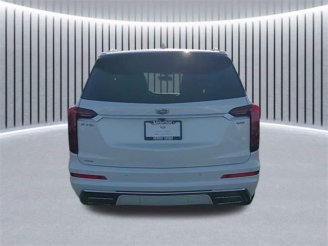 Certified 2022 Cadillac XT6 Premium Luxury image 4