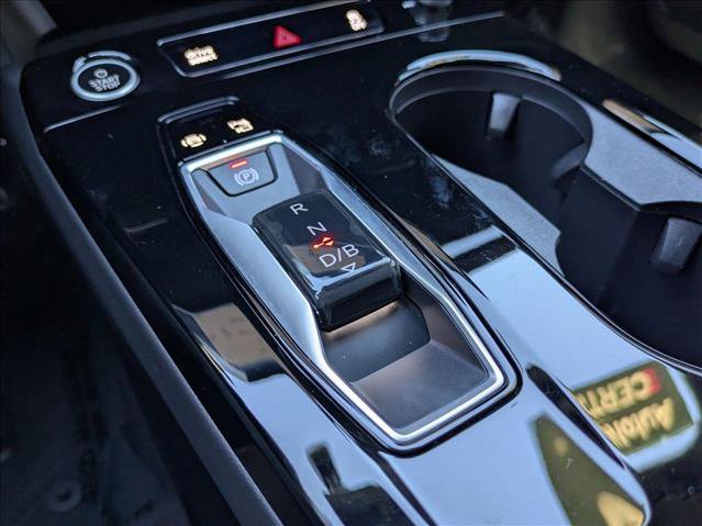 Used 2025 Audi Q6 e-tron Premium RWD image 12