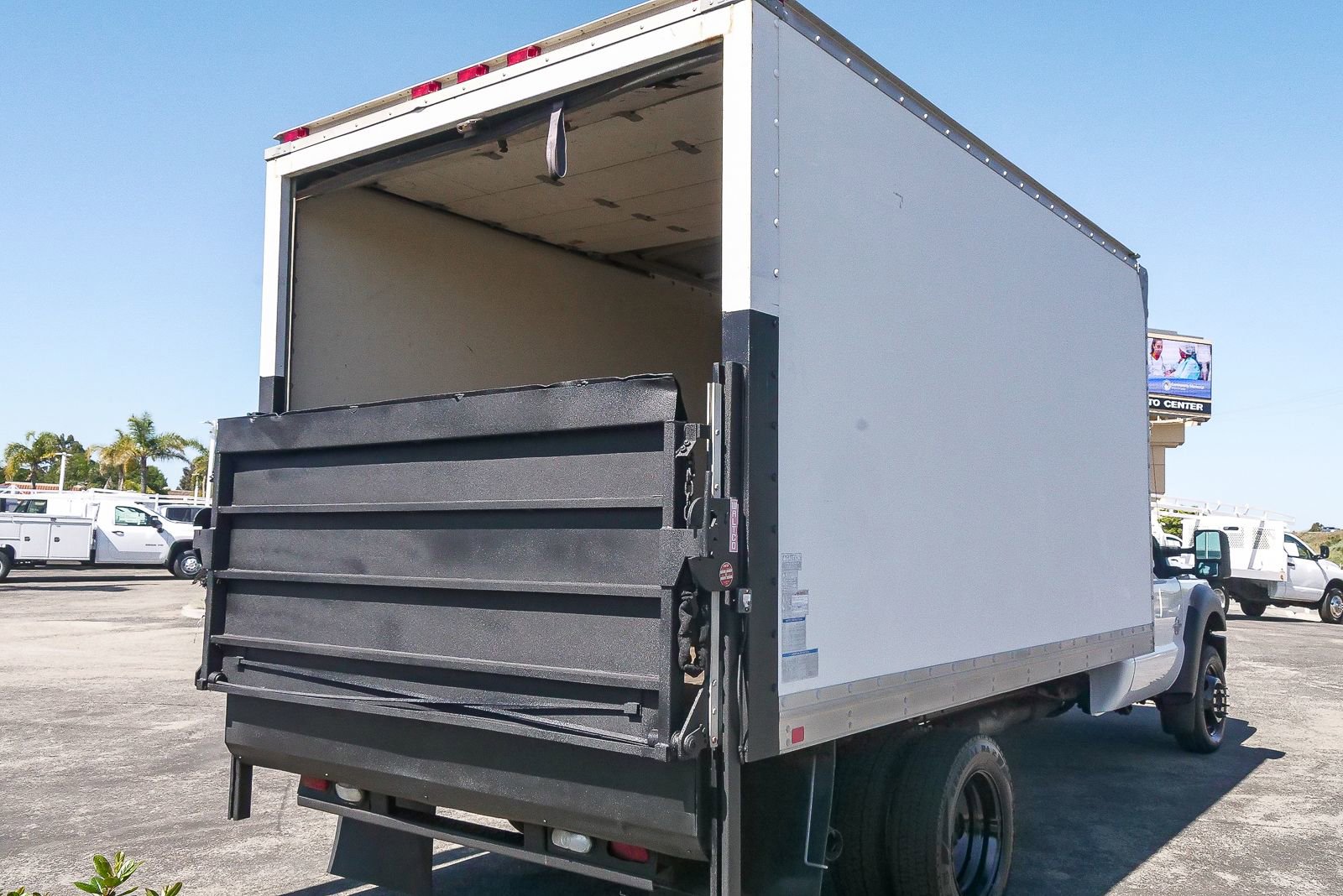 Used 2013 Ford F450 XL image 9