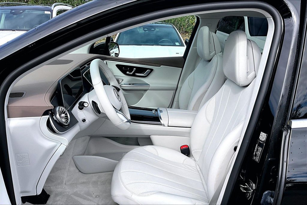 Used 2023 Mercedes-Benz EQE 350+ 4MATIC SUV image 25