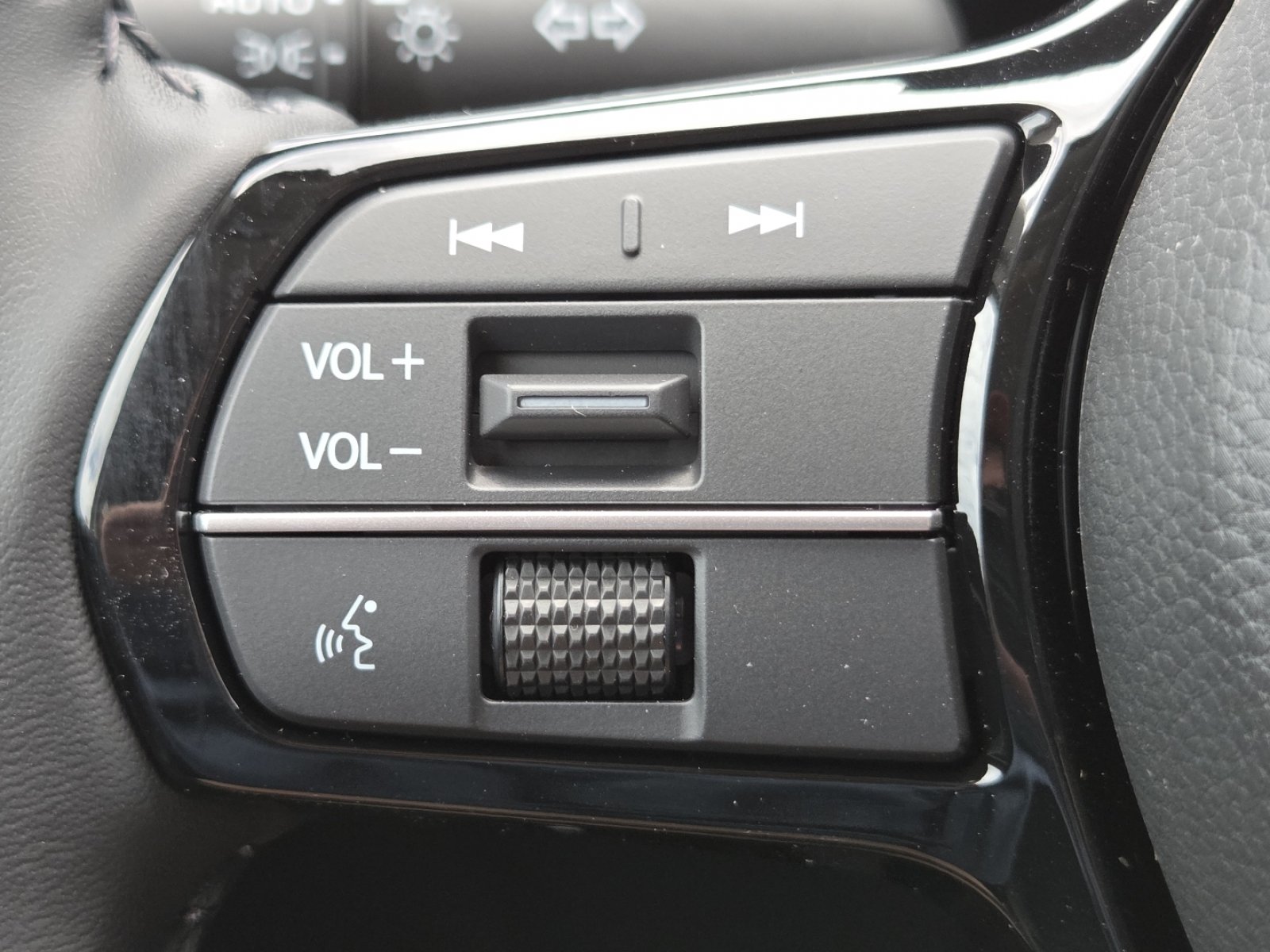 New 2026 Honda CR-V EX-L image 11