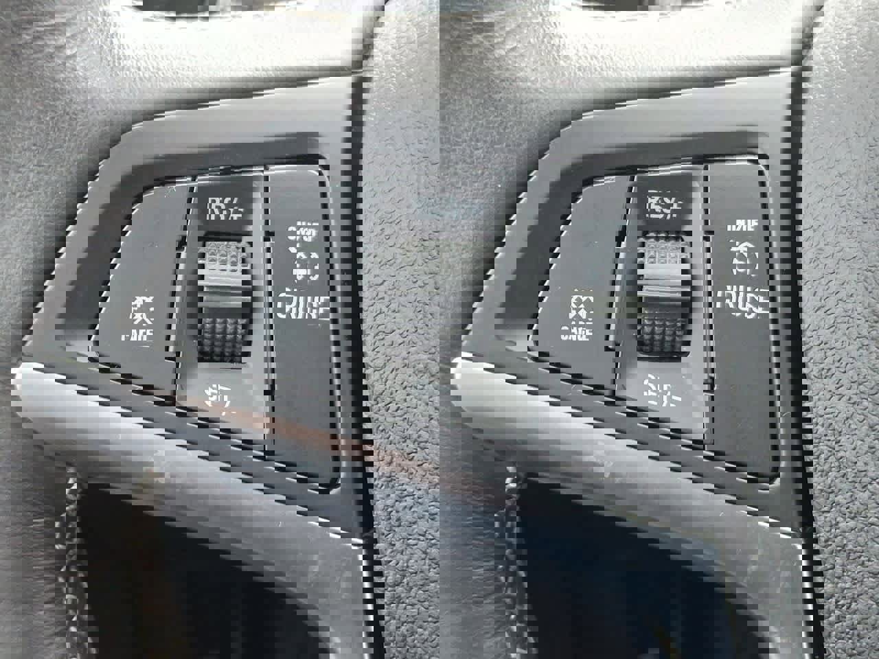 Used 2019 Buick Encore Essence image 23