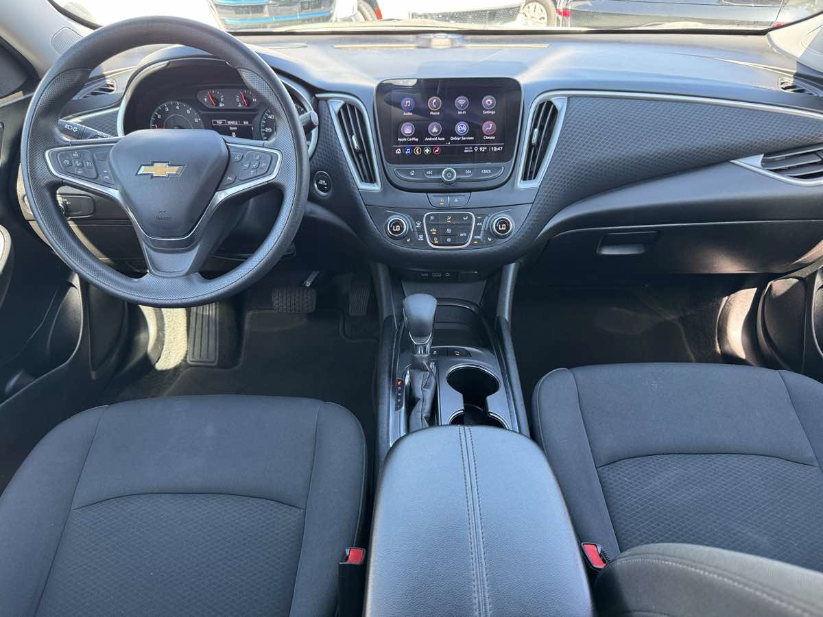 Used 2025 Chevrolet Malibu LT FWD image 21