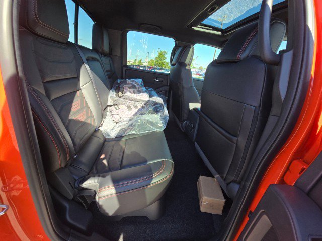 New 2025 Nissan Frontier PRO-4X w/ Pro Premium Package image 14