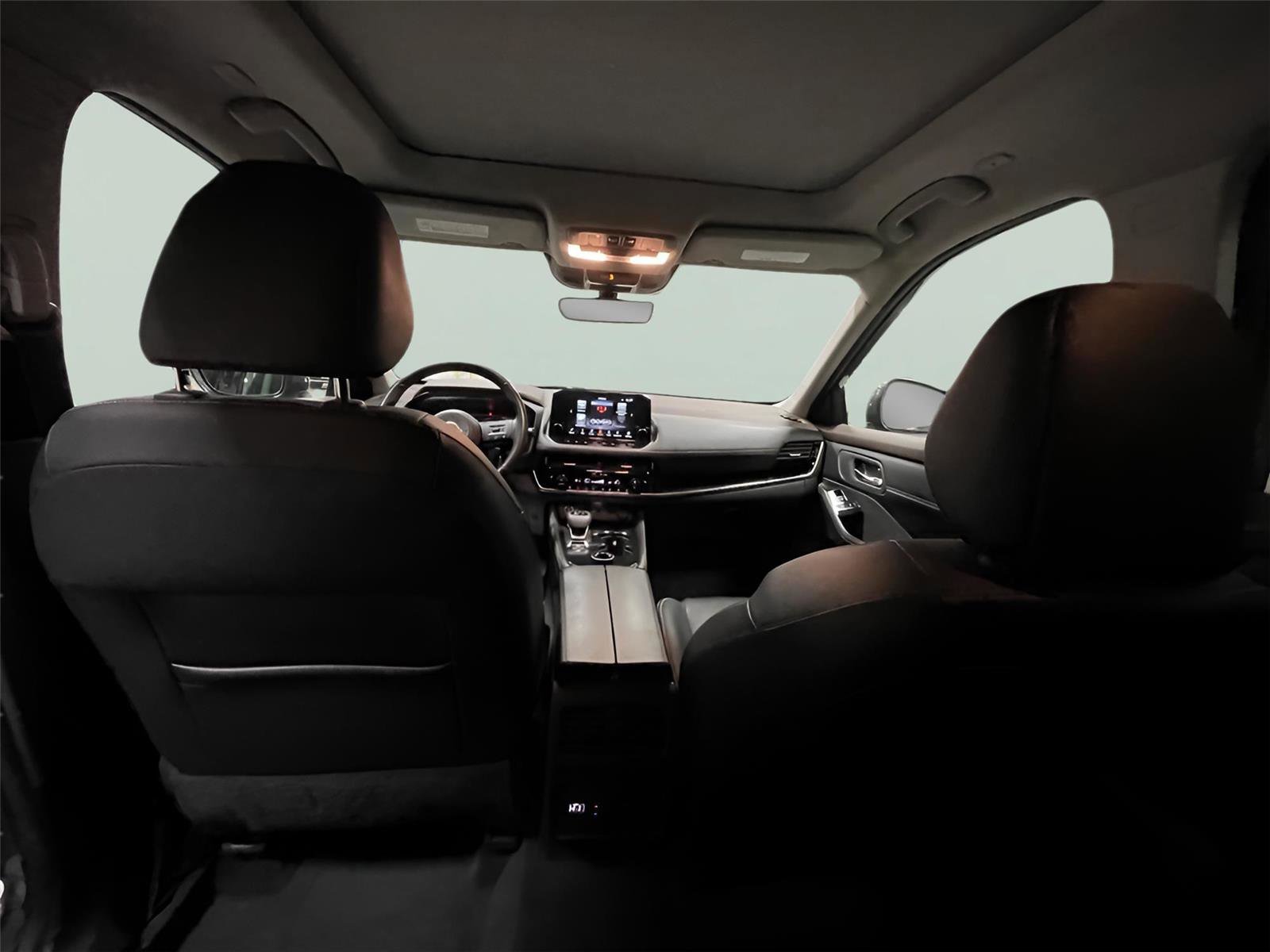 Used 2022 Nissan Rogue SL w/ SL Premium Package image 17