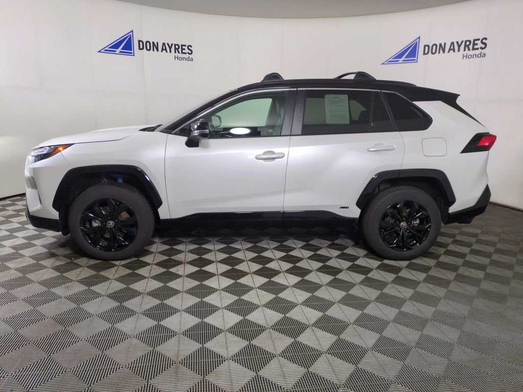 Used 2024 Toyota RAV4 XSE w/ Weather Package AWD/4WD image 2