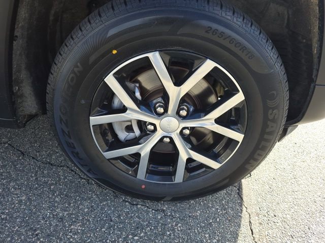 Used 2023 Jeep Grand Cherokee L Limited image 10