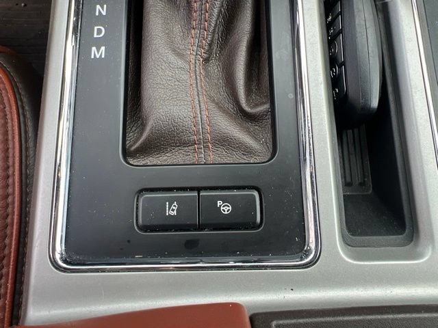Used 2019 Ford F150 King Ranch w/ Equipment Group 601A Luxury AWD/4WD image 30