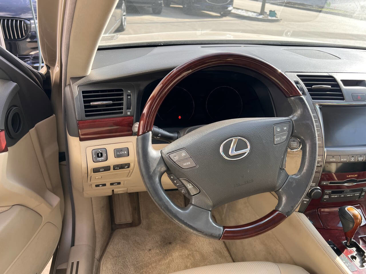 Used 2008 Lexus LS 460 RWD image 13